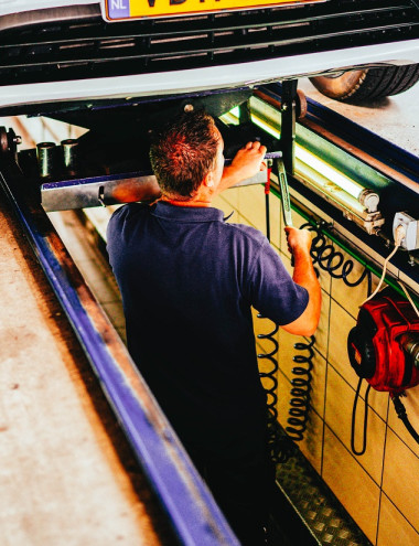 Neutraal APK Station van Rijssel  Best afbeelding 3