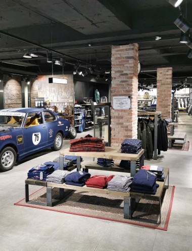 Bijnen Mode & Seventy-Six Menswear Veldhoven afbeelding 5