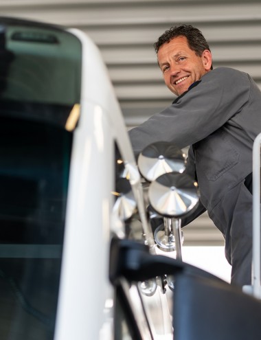 Den Engelsen Bedrijfswagens Eindhoven afbeelding 5