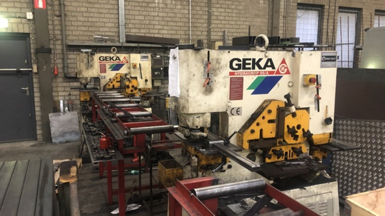 Couwenberg Metaal en Spuiterij B.V. BLADEL afbeelding 1