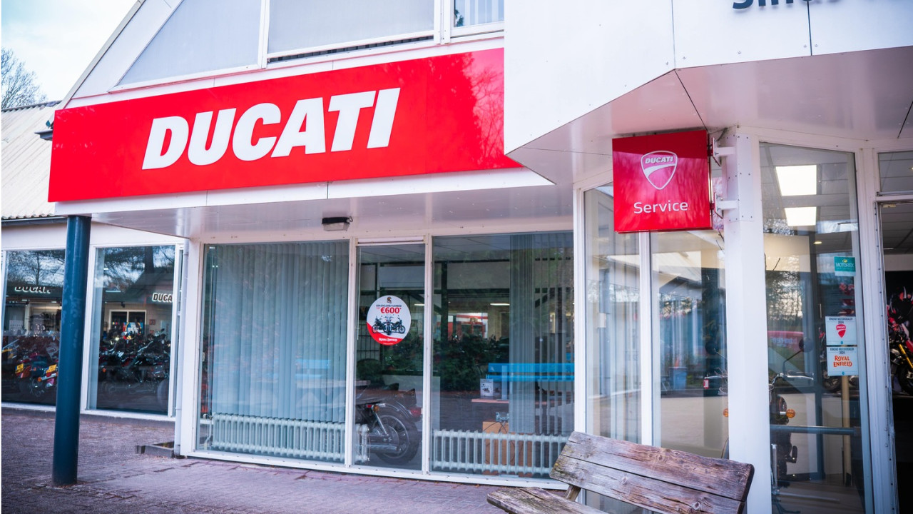 Joppen Motoren C.V. LEENDE afbeelding 6