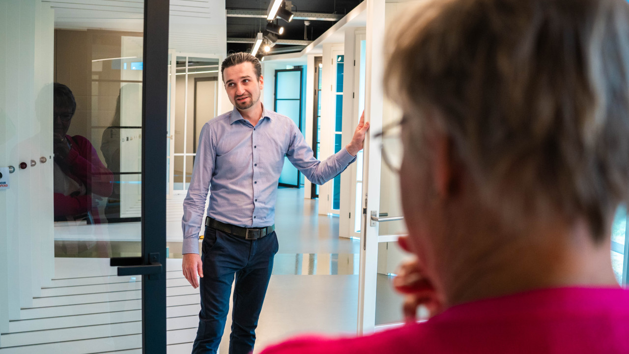 Berkvens Deursystemen SOMEREN afbeelding 1