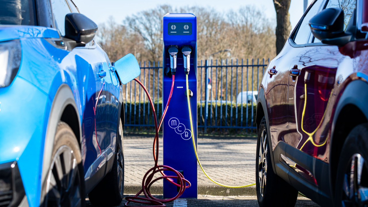 Van Stratum Techniek B.V. GELDROP afbeelding 1