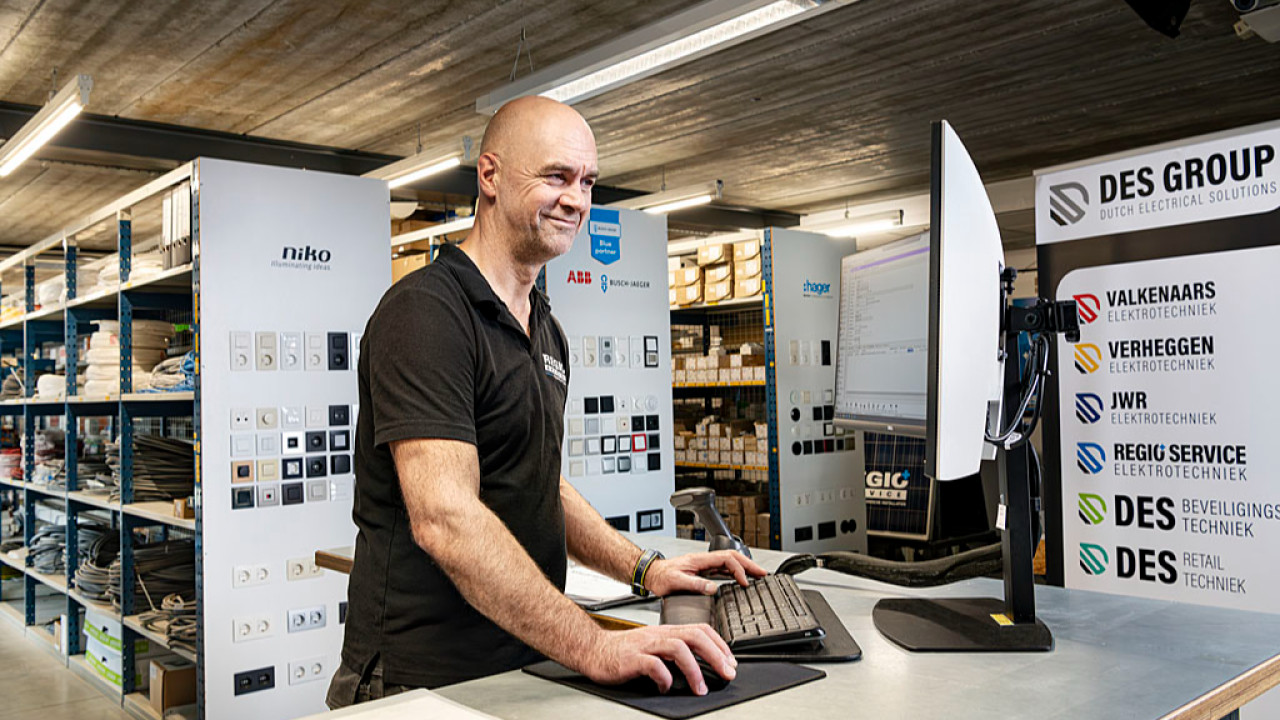 Regio Service Elektrotechniek  Panningen afbeelding 6