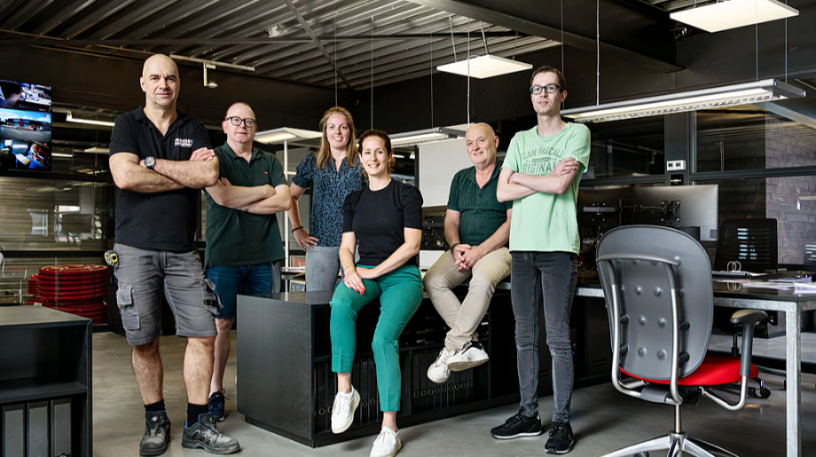 Regio Service Elektrotechniek  Panningen afbeelding 4