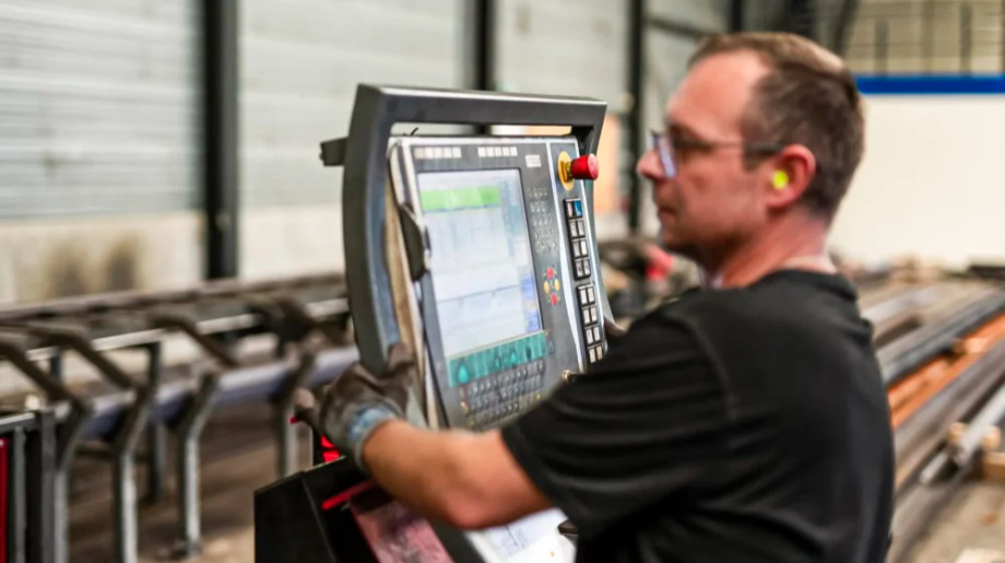 PMC Staalbouw B.V. Deurne afbeelding 4