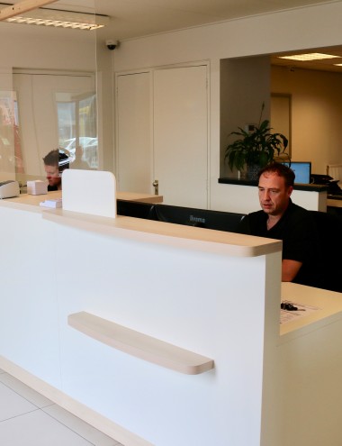 Autobedrijf Dirks Bergeijk afbeelding 3