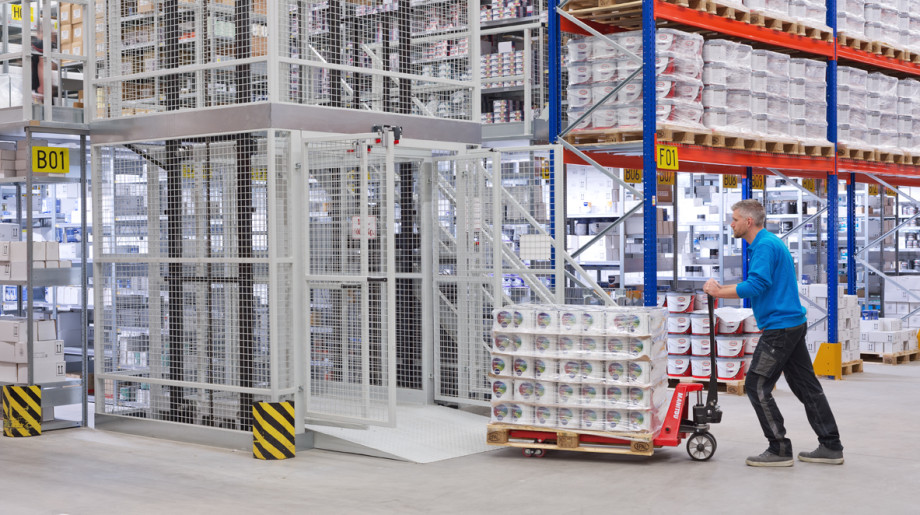 Van Orsouw Industriële Liften  Bergeijk afbeelding 4