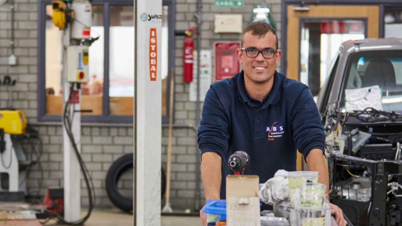 ABS Autoherstel Theo Lauwers Bladel afbeelding 1 ABS Autoherstel Theo Lauwers Bladel afbeelding 1