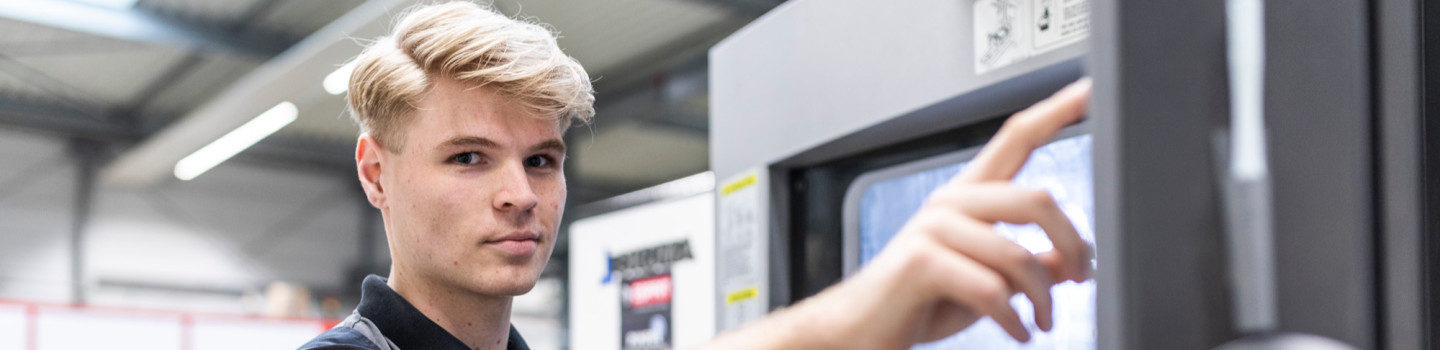 CNC Frezer / Programmeur